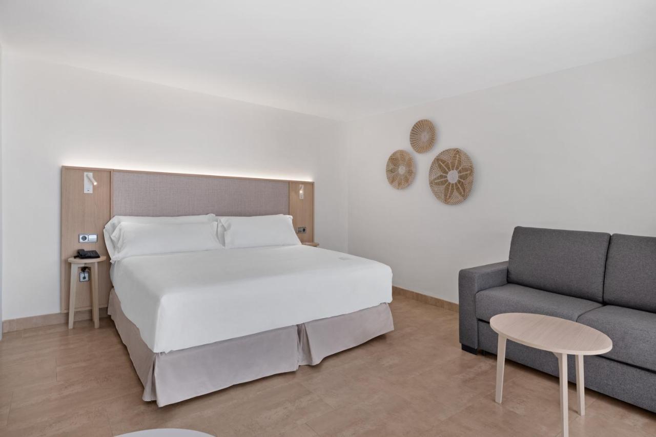 Occidental Cala Vinas Hotel Cala Vinas  Екстериор снимка
