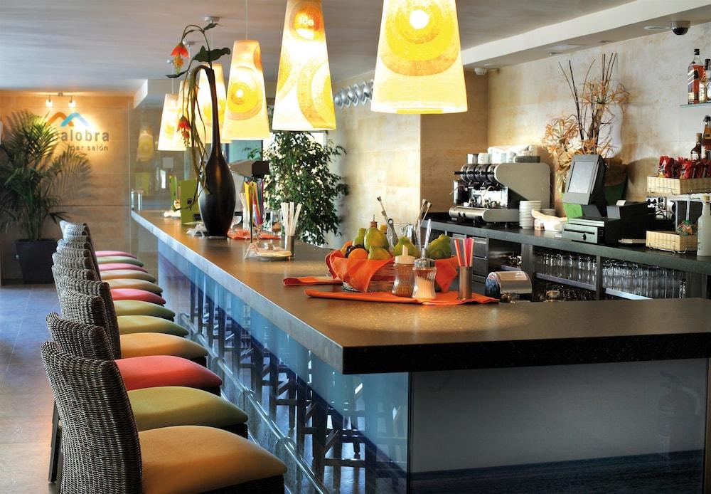 Occidental Cala Vinas Hotel Cala Vinas  Екстериор снимка